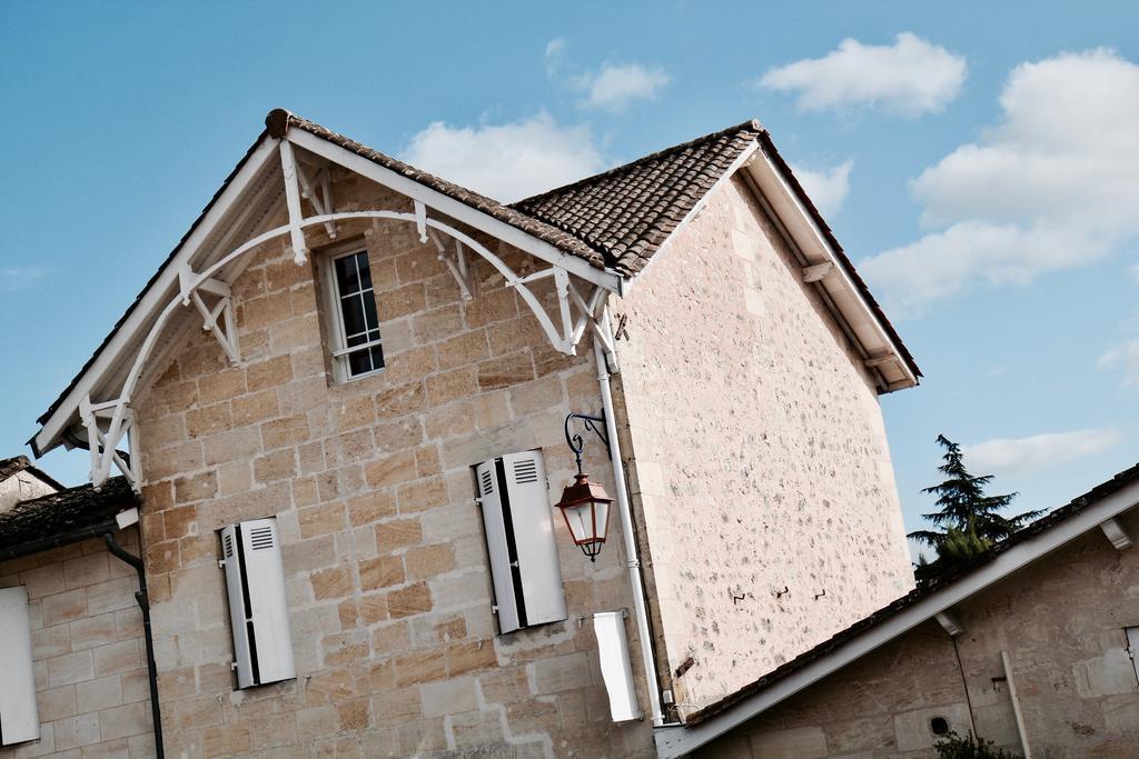 Hotel Le Manoir De Marie-Lou Rauzan Exterior foto